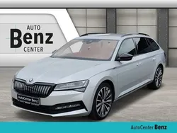 Silber Gebraucht 2023 Skoda Superb SportLine Kombi | 29.390 € (Etwas zu teuer)