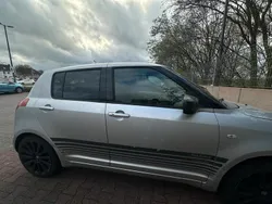 Grün Gebraucht 2005 Suzuki Swift Kleinwagen | 3.200 € (Etwas zu teuer)
