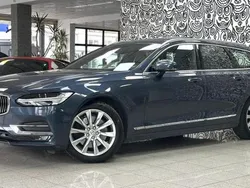 Blau Gebraucht 2019 Volvo V90 Inscription Kombi | 40.870 €