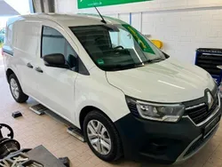 Weiß Gebraucht 2023 Renault Kangoo Rapid Extra Van / Kleinbus | 18.777 € (Guter Preis)