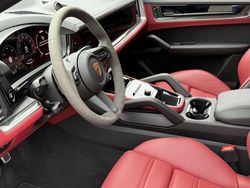 Schwarz Gebraucht 2024 Porsche Cayenne S SUV | 123.790 € (Teuer)