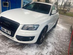 Weiß Gebraucht 2012 Audi Q5 Ambiente SUV | 11.800 € (Guter Preis)