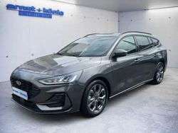 Grau Gebraucht 2025 Ford Focus ST-Line X Limousine | 32.419 € (Teuer)