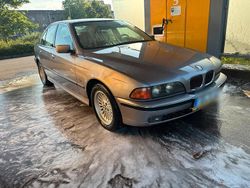 Silber Gebraucht 1998 BMW 535 Limousine | 3.500 €