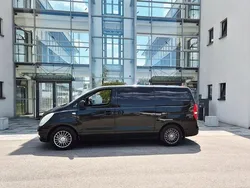Schwarz Gebraucht 2012 Hyundai H-1 Premium Van / Kleinbus | 10.400 € (Superpreis)