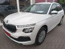 Weiß Neu 2025 Skoda Kamiq Selection SUV | 21.900 € (Superpreis)