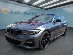 Grau Gebraucht 2021 BMW 330 M Sport Limousine | 39.599 € (Fairer Preis)