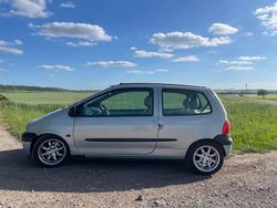 Grau Gebraucht 2005 Renault Twingo Kleinwagen | 599 € (Superpreis)