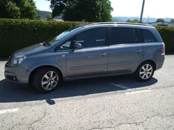 Grau Gebraucht 2006 Opel Zafira Edition Van / Kleinbus | 2.100 € (Guter Preis)