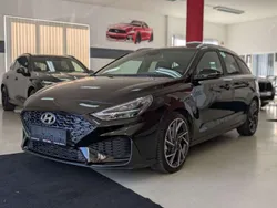Abyss black / mic Gebraucht 2024 Hyundai i30 N Line Kombi | 23.280 € (Fairer Preis)