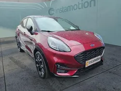 Rot Gebraucht 2024 Ford Puma SUV | 23.349 € (Guter Preis)