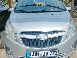 Grau Gebraucht 2011 Chevrolet Spark Kleinwagen | 1.800 € (Guter Preis)