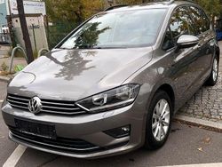 Beige Gebraucht 2015 VW Golf Sportsvan LOUNGE Van / Kleinbus | 10.999 € (Fairer Preis)