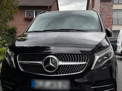 Schwarz Gebraucht 2020 Mercedes V300 Avantgarde Van / Kleinbus | 47.500 € (Superpreis)
