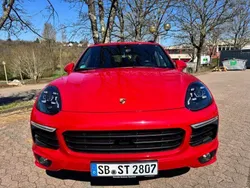 Rot Gebraucht 2017 Porsche Cayenne S SUV | 58.000 €