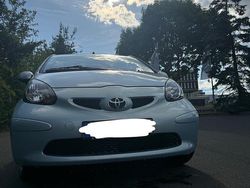 Blau Gebraucht 2005 Toyota Aygo Kleinwagen | 2.700 € (Fairer Preis)