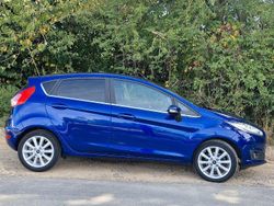 Violet Gebraucht 2015 Ford Fiesta SYNC Edition Kleinwagen | 5.700 € (Fairer Preis)
