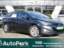 Grau Gebraucht 2014 Hyundai i40 Edition Kombi | 5.799 € (Fairer Preis)