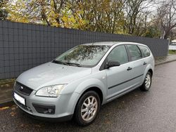 Silber Gebraucht 2005 Ford Focus Kombi | 2.500 € (Fairer Preis)