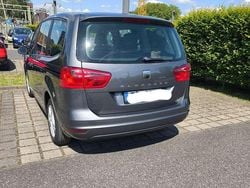 Grau Gebraucht 2010 Seat Alhambra Ecomotive Van / Kleinbus | 10.200 €