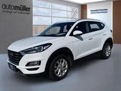 Weiß polar white / sol Gebraucht 2020 Hyundai Tucson Trend SUV | 18.488 € (Guter Preis)