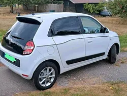 Weiß Gebraucht 2015 Renault Twingo Kleinwagen | 6.000 € (Guter Preis)