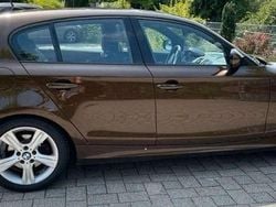 Braun Gebraucht 2010 BMW 118 Lifestyle Kleinwagen | 4.800 € (Fairer Preis)