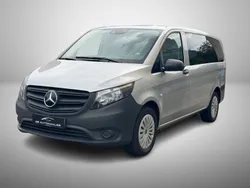 Silber Gebraucht 2021 Mercedes Vito Van / Kleinbus | 29.999 € (Fairer Preis)