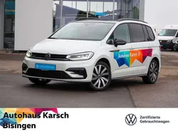 Weiß Gebraucht 2024 VW Touran Highline Van / Kleinbus | 43.345 €