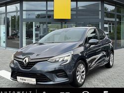 Schwarz Gebraucht 2021 Renault Clio V Intens Limousine | 13.990 € (Etwas zu teuer)