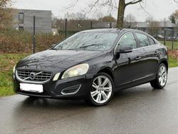 Schwarz Gebraucht 2012 Volvo S60 Summum Limousine | 8.000 €