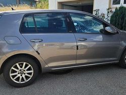 Grau Gebraucht 2017 VW Golf VII Allstar Limousine | 12.300 € (Fairer Preis)