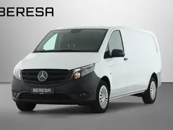 Arktikweiß Gebraucht 2023 Mercedes Vito Van / Kleinbus | 34.129 € (Fairer Preis)