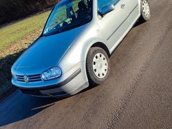 Silber Gebraucht 2003 VW Golf IV Kombi | 1.650 € (Guter Preis)