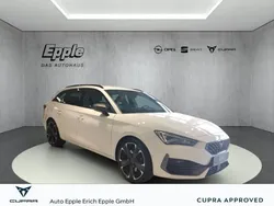 Weiss Gebraucht 2022 Cupra Leon VZ Kombi | 26.890 € (Fairer Preis)