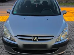 Silber Gebraucht 2004 Peugeot 307 Limousine | 1.050 € (Guter Preis)