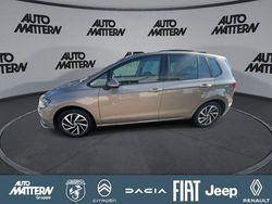 Pyramid gold metallic Gebraucht 2018 VW Golf Sportsvan Join Van / Kleinbus | 17.390 € (Guter Preis)
