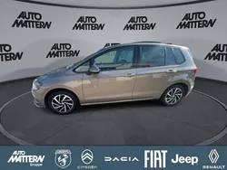 Pyramid gold metallic Gebraucht 2018 VW Golf Sportsvan Join Van / Kleinbus | 17.390 € (Fairer Preis)