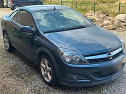 Grau Gebraucht 2007 Opel Astra Cabriolet Cabrio | 1.750 € (Superpreis)