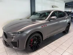 Grau Gebraucht 2021 Maserati Levante SUV | 83.999 € (Superpreis)
