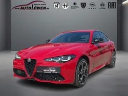 Rot (dunkelrot) Gebraucht 2023 Alfa Romeo Giulia Competizione Limousine | 40.750 € (Guter Preis)