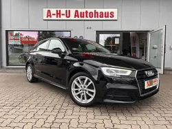 Schwarz Gebraucht 2019 Audi A3 Sportback S-Line Limousine | 13.800 € (Superpreis)