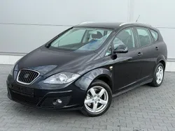 Schwarz Gebraucht 2012 Seat Altea XL Stylance Van / Kleinbus | 4.900 € (Fairer Preis)