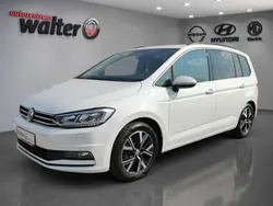 Weiß Gebraucht 2020 VW Touran Highline Van / Kleinbus | 25.490 € (Guter Preis)