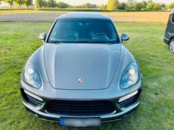 Braun Gebraucht 2013 Porsche Cayenne Turbo SUV | 19.700 € (Fairer Preis)