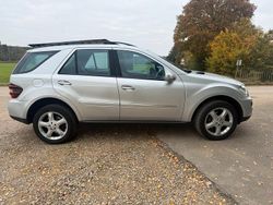 Silber Gebraucht 2007 Mercedes ML280 SUV | 9.800 € (Fairer Preis)