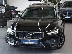 Schwarz Gebraucht 2020 Volvo V60 Momentum Kombi | 20.850 € (Guter Preis)
