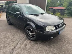 Schwarz Gebraucht 2002 VW Golf IV Limousine | 3.499 € (Teuer)