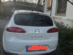 Weiß Gebraucht 2007 Seat Leon Stylance Limousine | 5.000 € (Etwas zu teuer)
