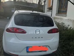 Weiß Gebraucht 2007 Seat Leon Stylance Limousine | 4.500 € (Fairer Preis)